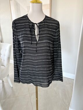NWT Theory Long Sleeve Tie Neck Blouse Black Multi